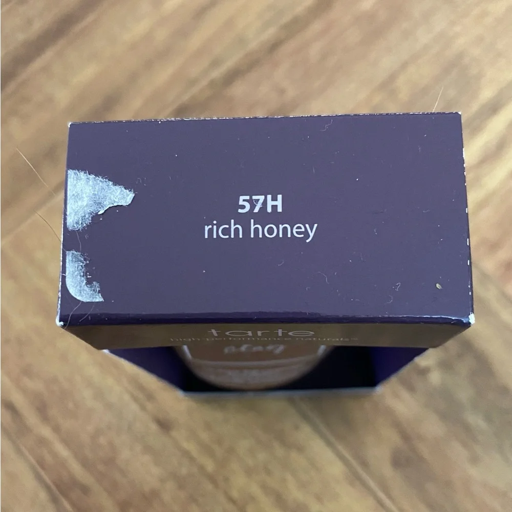 Tarte Amazonian Clay Foundation 57H Rich‎ Honey